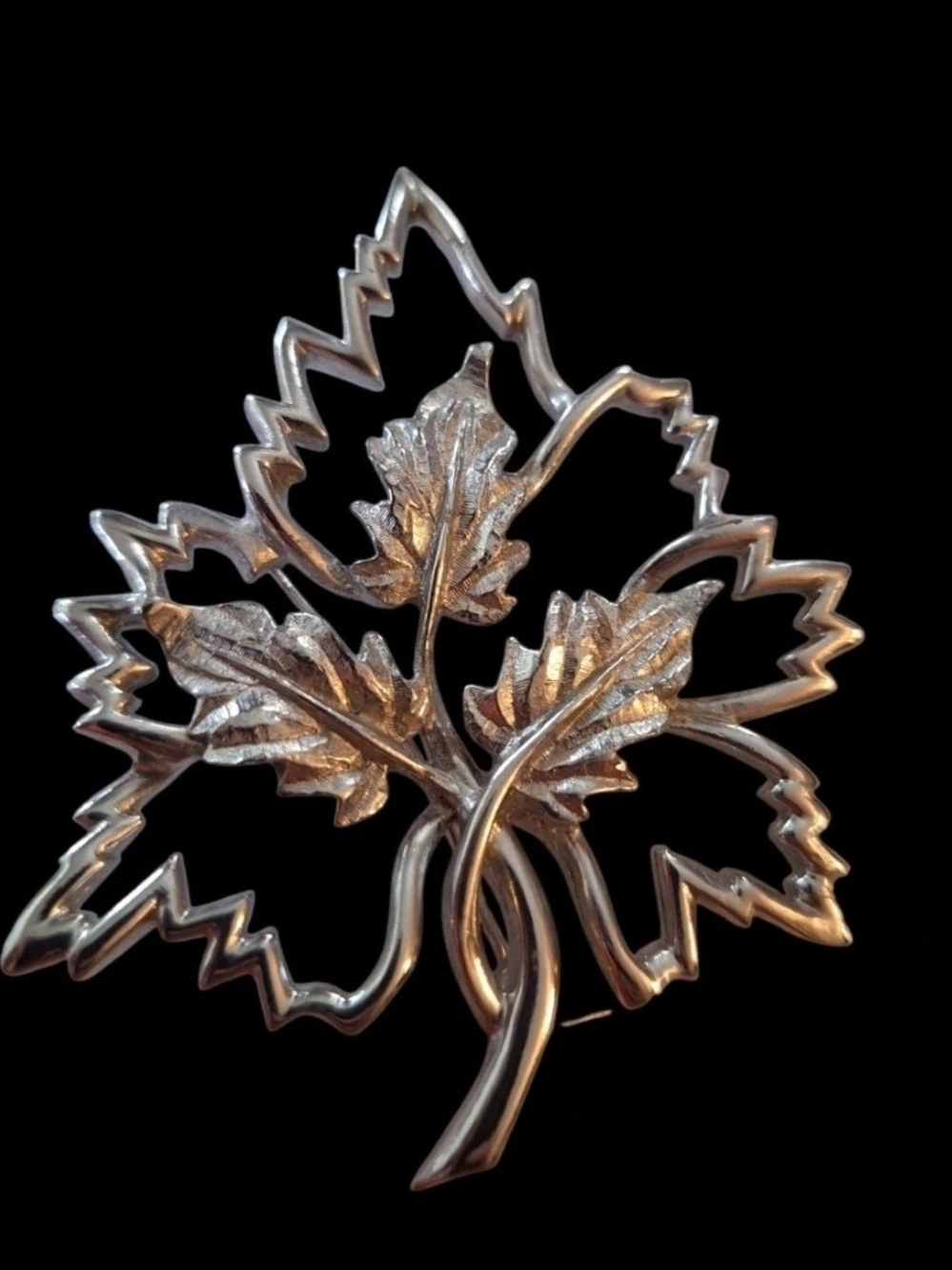 Silver Leaf Decorative Brooch - Silver Tone